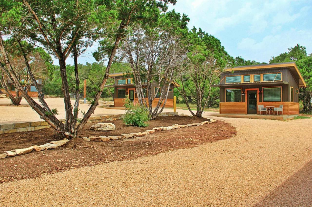 Green Acres Cottages - Dripping Springs Suite Вімберлі Екстер'єр фото